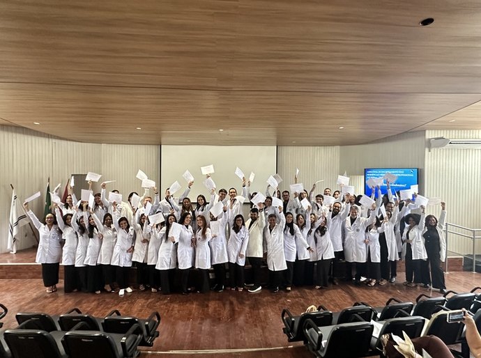 HUPAA entrega à sociedade alagoana 71 novos especialistas