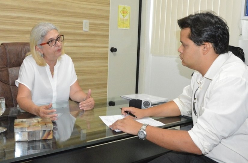 Secretária de Saúde explica mudança nos ambulatórios 24 horas