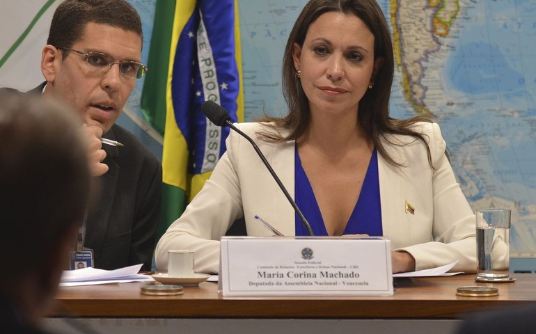 Na Venezuela, Corina Machado reivindica vitória em primárias para liderar oposição
