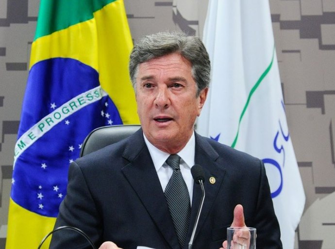 Collor critica postura contrária do Brasil a processo constituinte na Venezuela