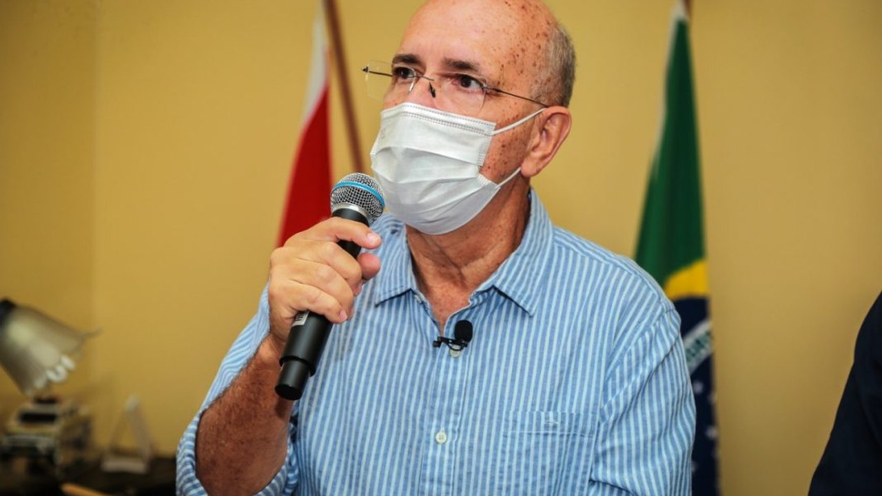 Ronaldo Lopes envia à Câmara de Vereadores projeto sobre auxílio financeiro para estudantes da EJA