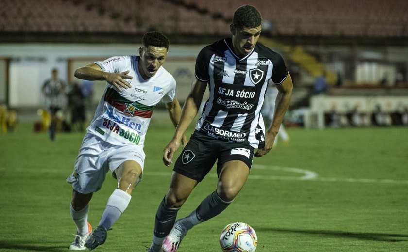 Botafogo empata sem gols, mas avança às semifinais da Taça Rio