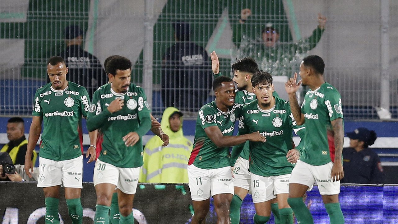 Palmeiras vence Cerro Porteño fora e avança às quartas da Libertadores