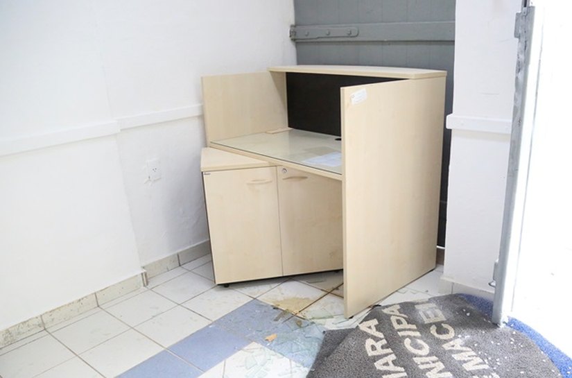 Câmara de Maceió divulga nota de esclarecimento sobre atos de vandalismo