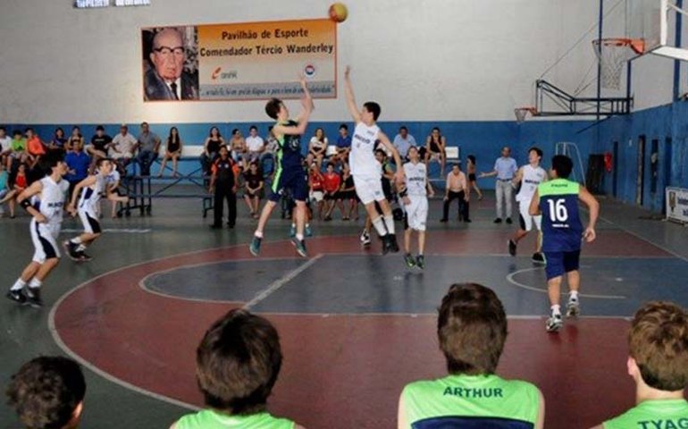 Basquete é a principal atração do terceiro dia dos Jogos Escolares de Alagoas