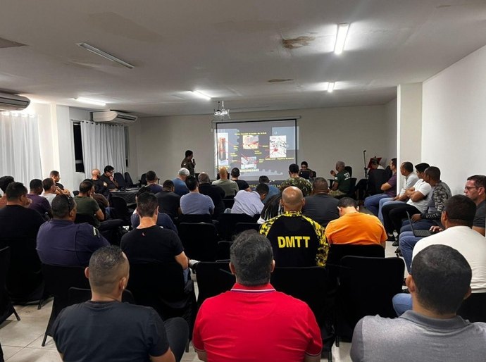Agentes do DMTT participam de curso de Gestão de Crises nas Cidades
