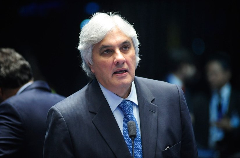 Delcídio tem até 18/02 para entregar defesa ao Conselho de Ética do Senado