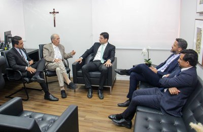 CGJ dialoga com Polícia Civil sobre gestão de bens apreendidos