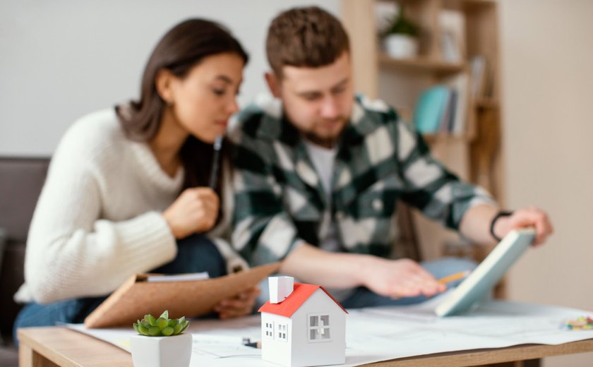 Alta nos custos de moradia afetam a qualidade de vida de 62% dos brasileiros, revela Serasa