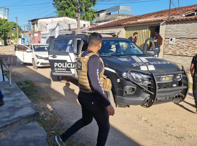 Operação da Polícia Civil prende acusados de duplo homicídio em Rio Largo