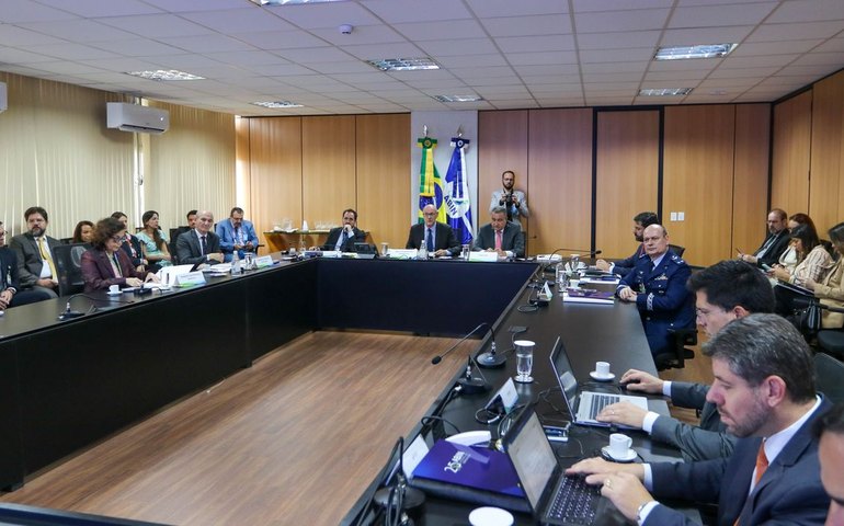 Governo federal discute nova Política Nacional de Inteligência
