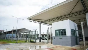 Defensoria Pública de Alagoas pede à Justiça medidas urgentes para reduzir a superlotação e garantir condições dignas aos presos da Cadeia Pública de Maceió. - Foto: Pei Fon/Agência Alagoas