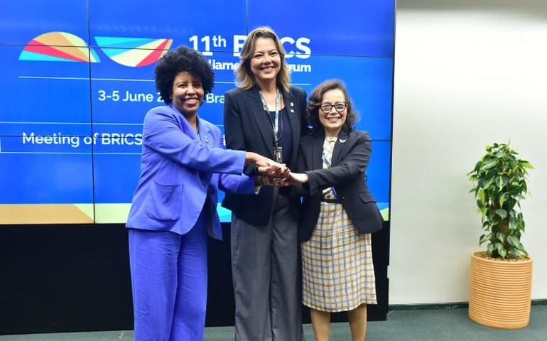 Mulheres parlamentares querem ser ouvidas na busca de solução para os desafios globais