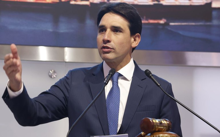 Canal de acesso ao Porto de Paranaguá devem ser leiloados em 2025