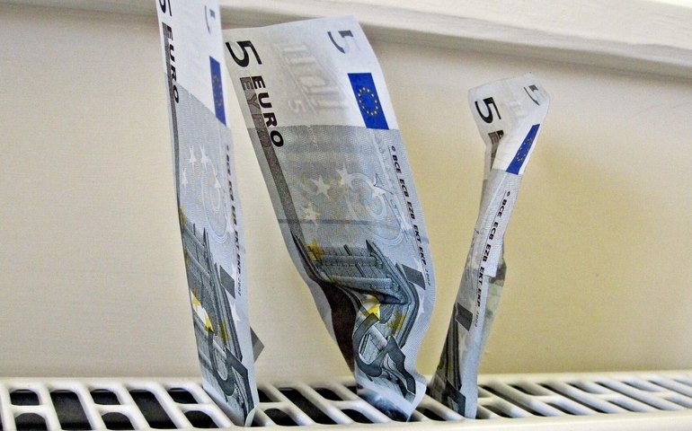 Apoio contínuo à Ucrânia esgota recursos europeus e pode desencadear crise política, alerta especialista