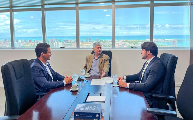 Presidente do TRE/AL se reúne com diretor-geral da Polícia Civil