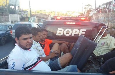 Quatro pessoas são presas com drogas e armas em desdobramento da ‘Operação Sombra’