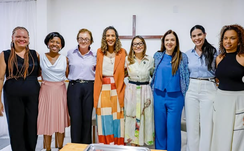 Janja participa de encontro com evangélicas em Salvador, após Lula 'desistir' de apoio