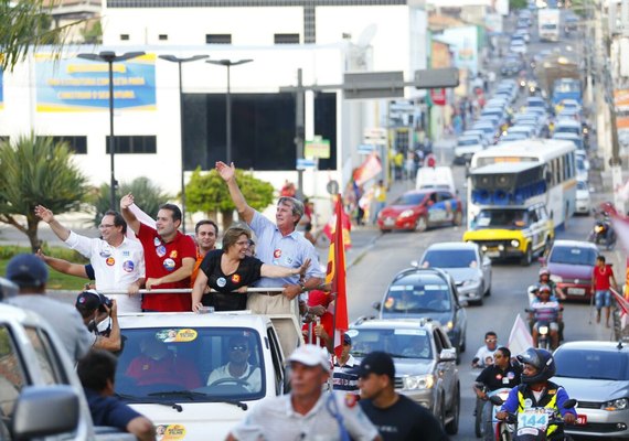 Carreata no Agreste: Collor e Renan recebem apoio dos arapiraquenses