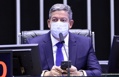 Arthur Lira suspende retorno presencial das atividades da Câmara