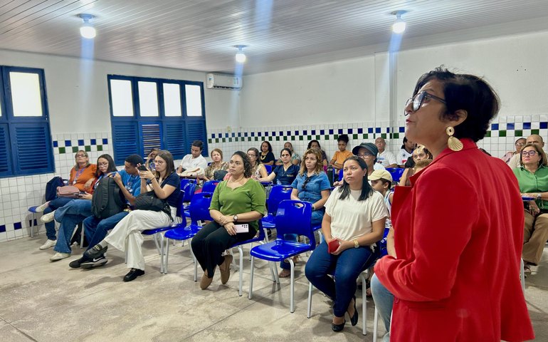 Palestra promove acolhimento e escuta para mães atípicas de Alagoas