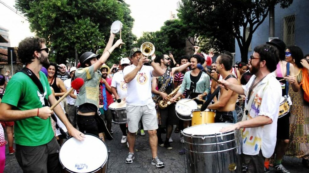 Síndicos devem estar em alerta para possíveis depredações durante o carnaval