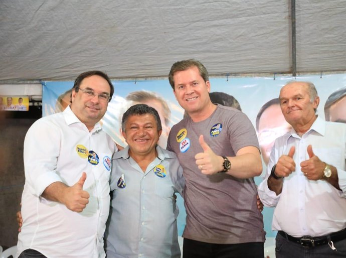 Marx participa de encontros políticos com lideranças em Arapiraca e Colégio