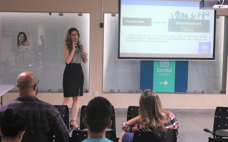 Sefaz apresenta Nota Fiscal Cidadã a colaboradores da Cordial e do Lar Semente do Amanhã