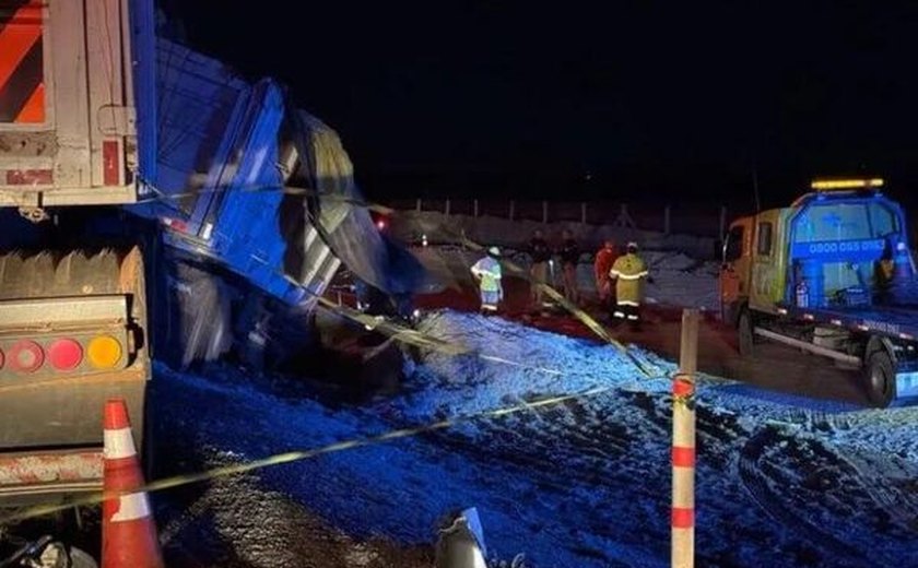 Colisão entre ônibus e carreta deixa 11 mortos em Mato Grosso