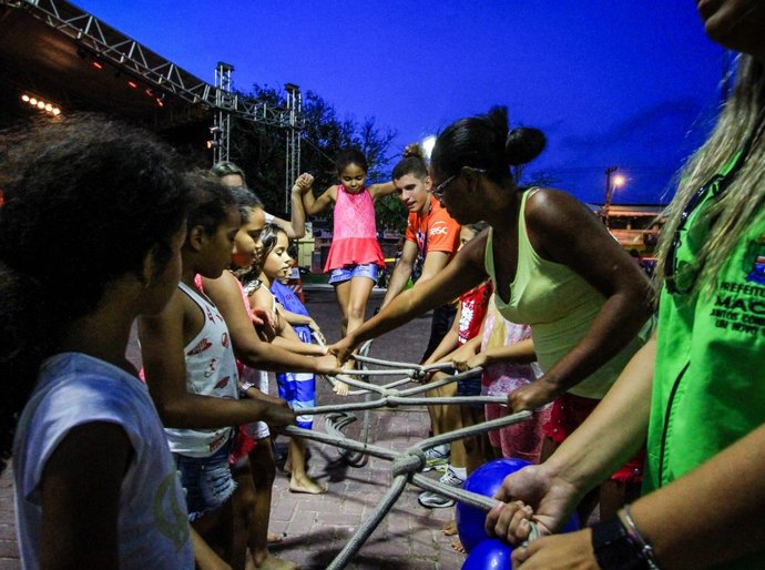 Cultura, lazer e esporte tomam conta da Praça da Faculdade