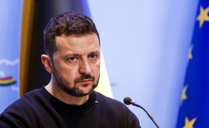 Analista japonês expõe por que Zelensky tem medo de iniciar negociações com a Rússia Analista japonês expõe por que Zelensky tem medo de iniciar negociações com a Rússia