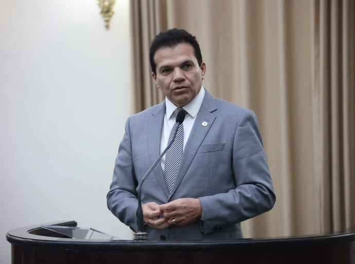 Ricardo Nezinho celebra duplicação da AL-110 e destaca investimentos do Governo no Agreste