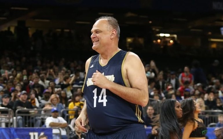 'Lenda mundial': mídia internacional repercute morte de Oscar Schmidt