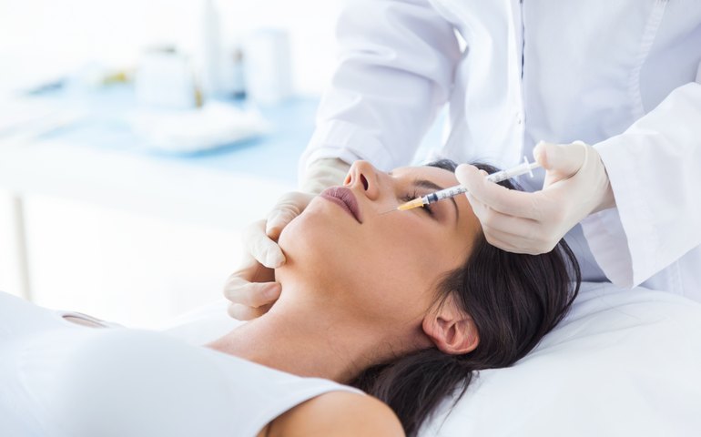 Procedimentos estéticos injetáveis exigem especialização