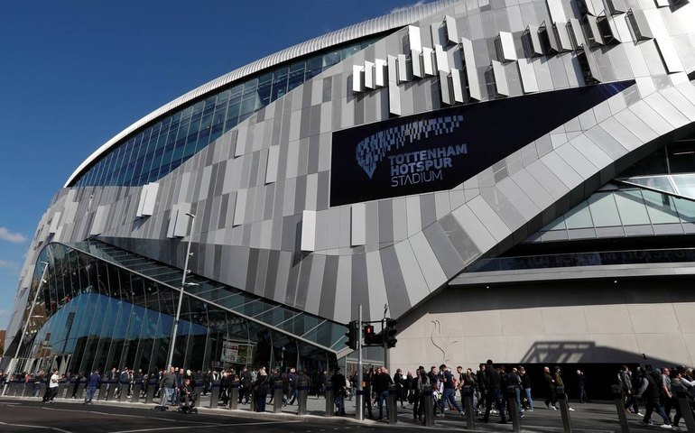 Site pornô e Google em naming rights: quais os prós e contras para os clubes