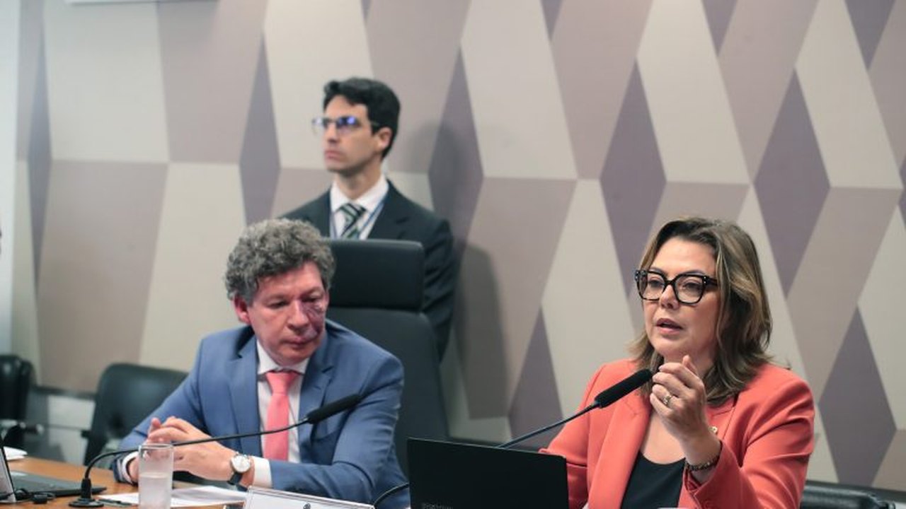 Relatório sobre MP da taxa das blusinhas deve ser votado na segunda-feira