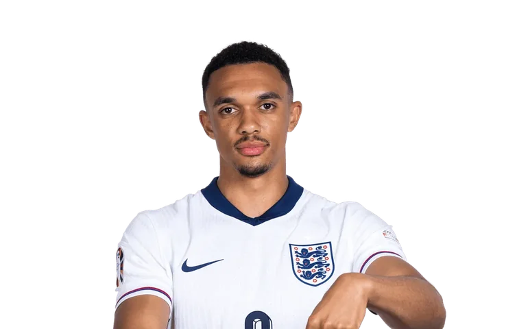 Alexander-Arnold sofre lesão na coxa e desfalca Real Madrid por até dois meses