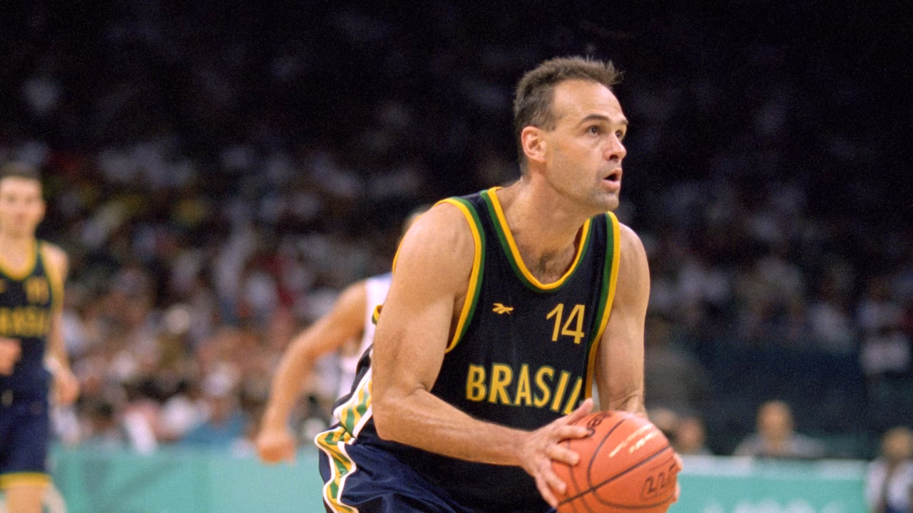Oscar Schmidt inspirou o irmão Tadeu a seguir carreira no esporte: 'Qualquer coisa que eu fizesse e fosse abaixo do nível dele não prestava'