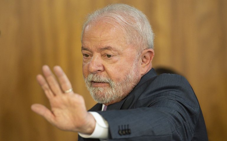 Paraná Pesquisas: no ES, Lula perderia para Michelle Bolsonaro e empataria com Tarcísio