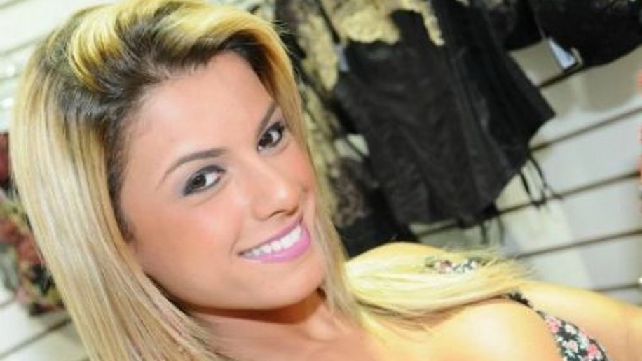 Babi Rossi será musa da Acadêmicos do Tucuruvi