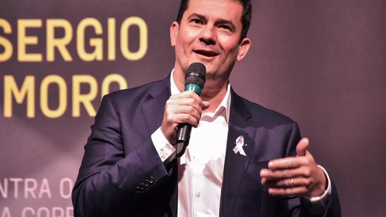 Moro acusa Paulo Martins de buscar vaga de senador no ‘tapetão’