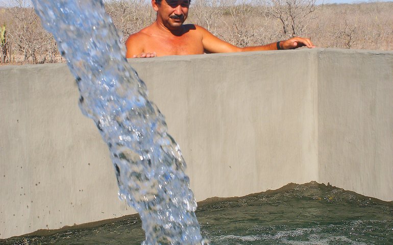 Secretaria de Agricultura de Delmiro Gouveia, restabelece e amplia fornecimento de água para a área rural