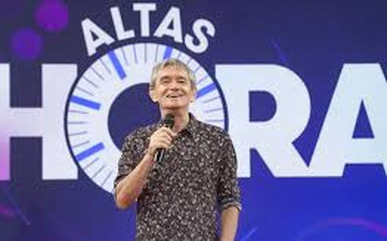 Altas horas de hoje começa mais tarde com homenagem a Marília Mendonça