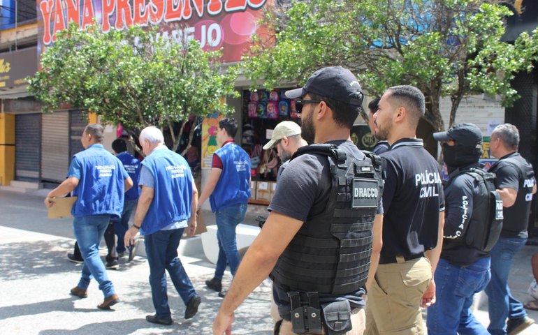 Procon Alagoas apreende mais de 240 caixas de cigarros eletrônicos durante fiscalização