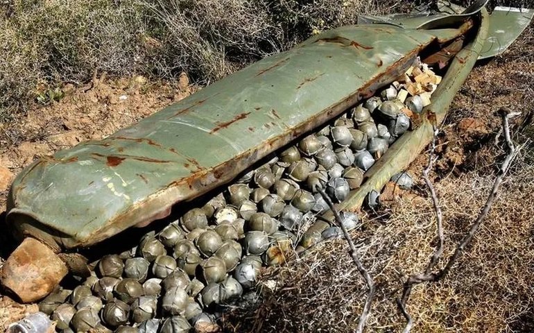 Bombas de fragmentação deixaram mais de 900 mortos ou feridos na Ucrânia em 2022