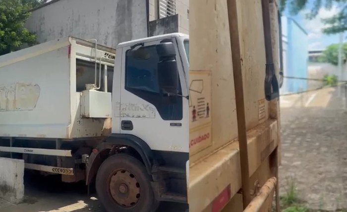 Caminhão de coleta de lixo