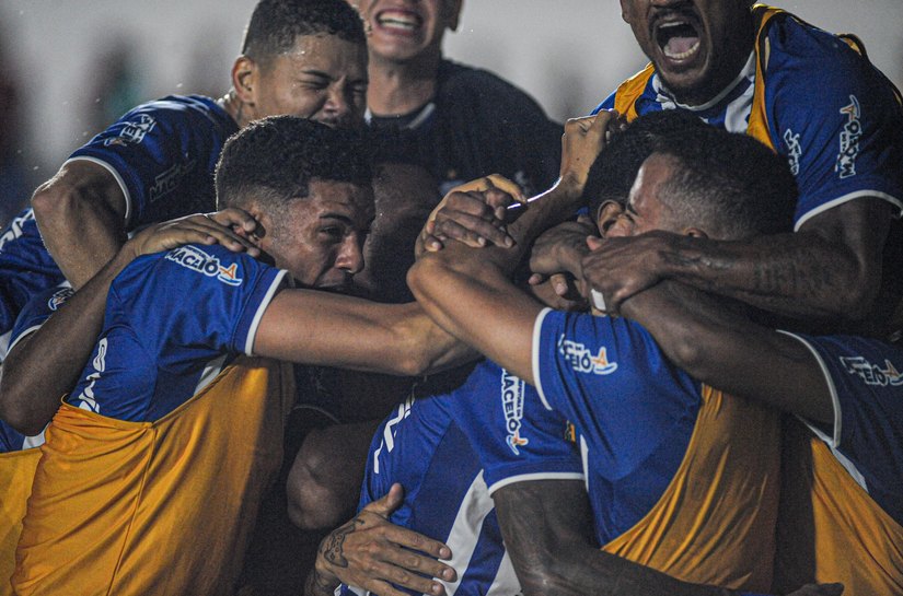 CSA vence o Murici por 3 a 0 e garante vaga na final da Copa Alagoas