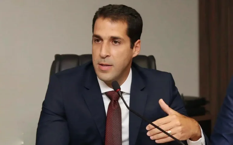 Novo secretário de Educação de Maceió é ligado a Artur Lira e Jó Pereira