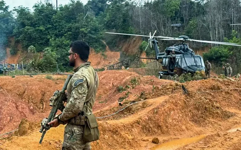 Funai, PF e Ibama combatem garimpo ilegal no Vale do Javari