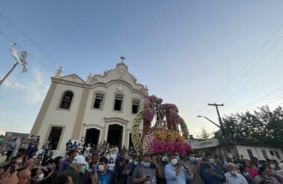 Procissão marca o encerramento da festa de Nossa Senhora da Piedade, padroeira de Anadia